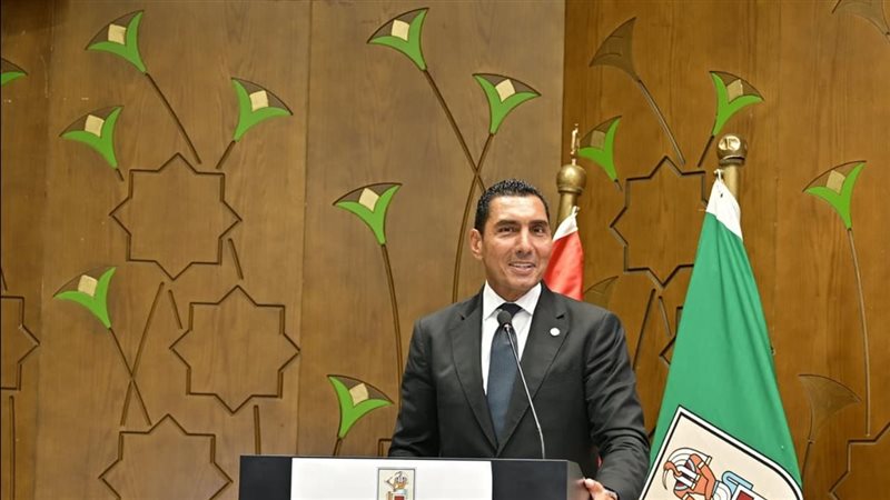 وزير الشباب والرياضة
