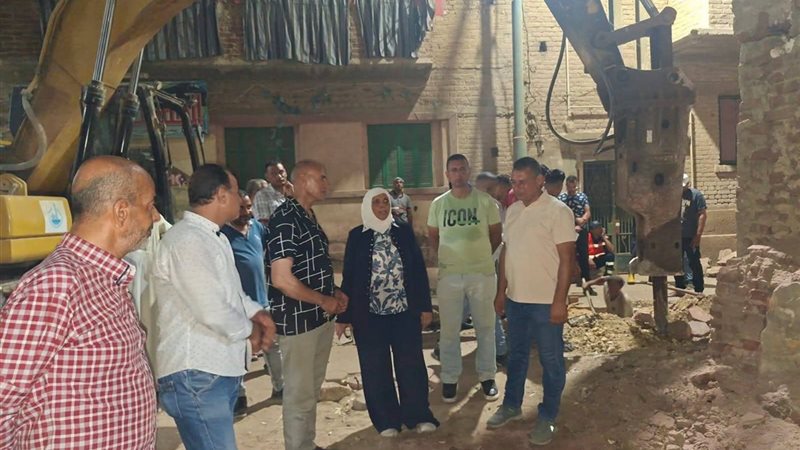 انهيار منزل،فيتو