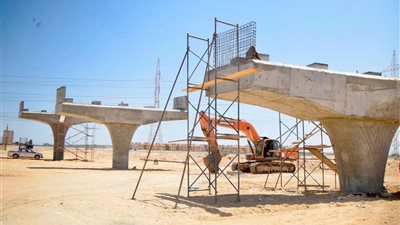 وزيرة الإسكان تتابع مستجدات ملفات العمل والمشروعات بمدينة السويس الجديدة