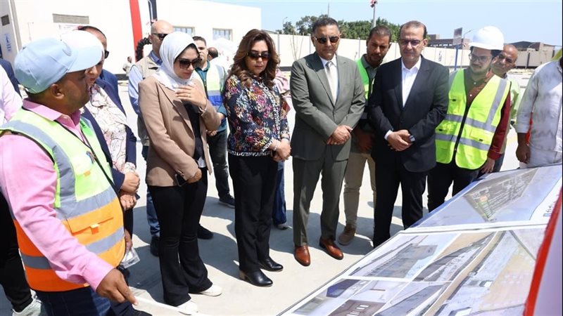 محافظ القليوبية ووزيرة