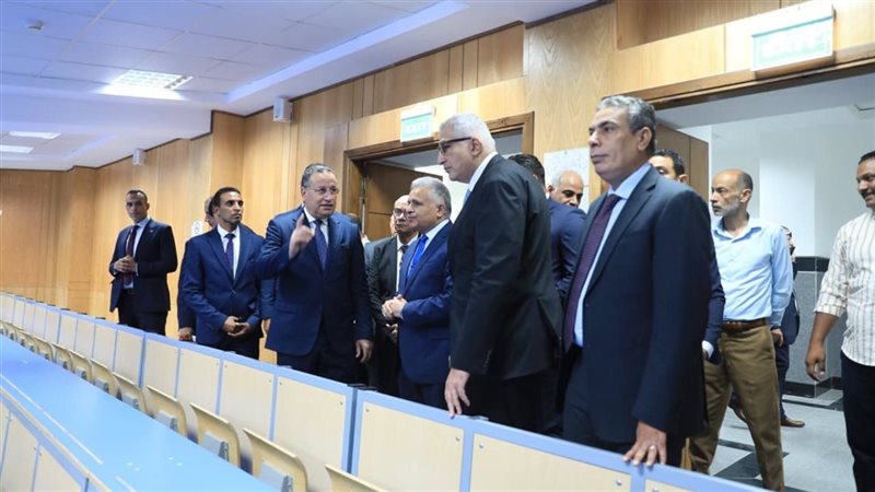جامعة السويس الأهلية