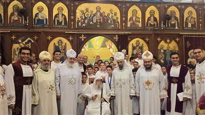 الأنبا بساده يرسم شماسة جدد للخدمة في إيبارشية أخميم