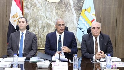  بعد 59 عاما، محافظ كفرالشيخ يطلق اسم شهيد بحرب67 علي مدرسة ببيلا