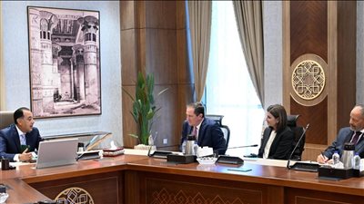 مدبولي يلتقي رئيس «سيسكو».. تحرك مصري لتوسيع التعاون في الذكاء الاصطناعي والأمن السيبراني