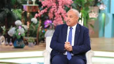 رئيس دار الكتب ضيف منى الشاذلي في 