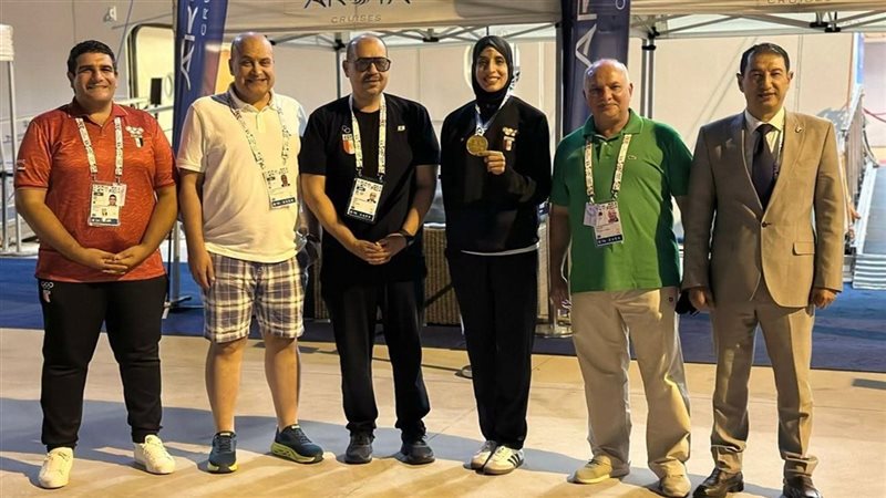 ياسر إدريس مع فريال