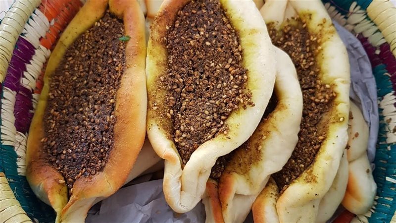 فطائر المناقيش، فيتو