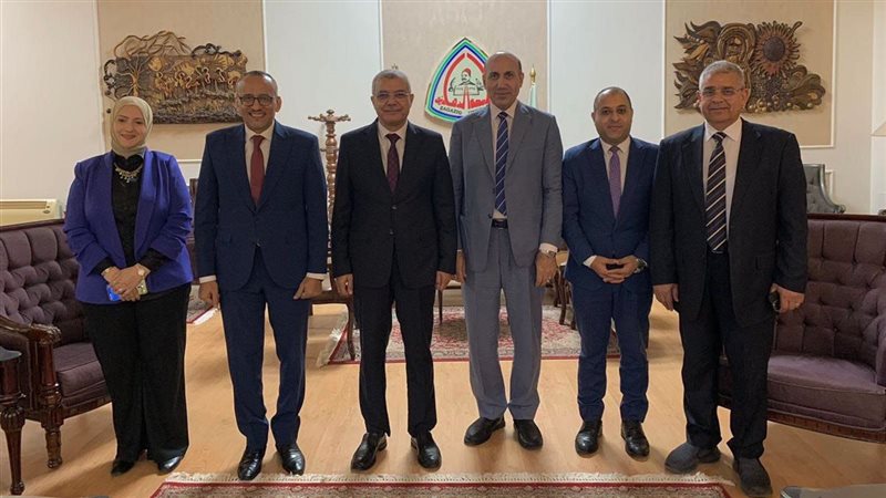 رئيس جامعة الزقازيق