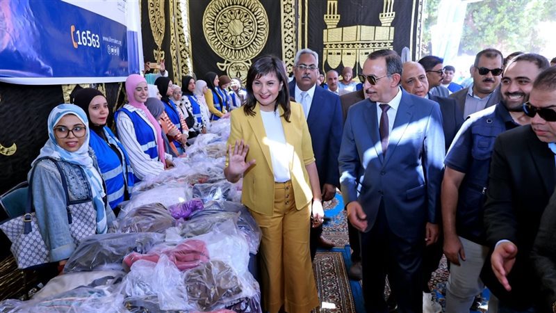 جانب من القافلة الطبية