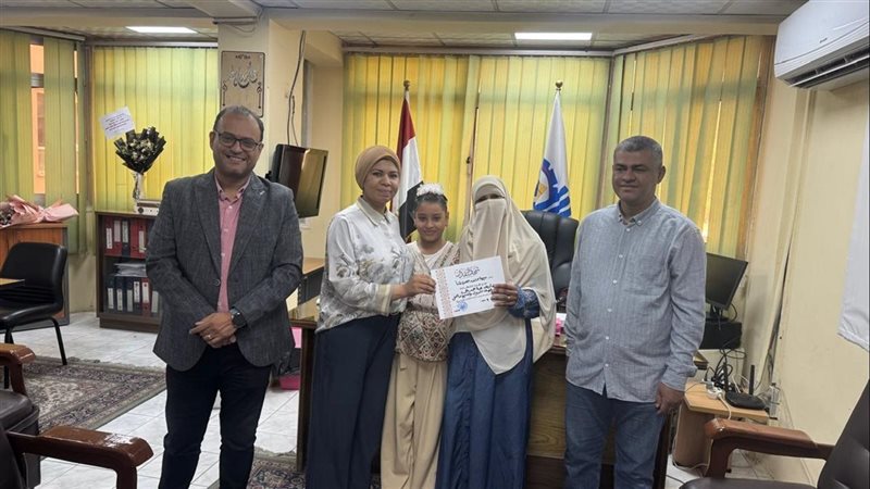 قنا، فيتو