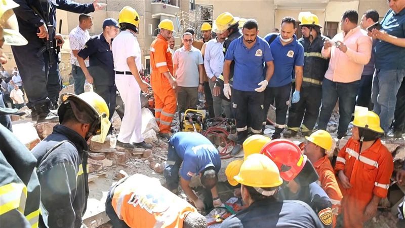 عقار المنيا المنهار