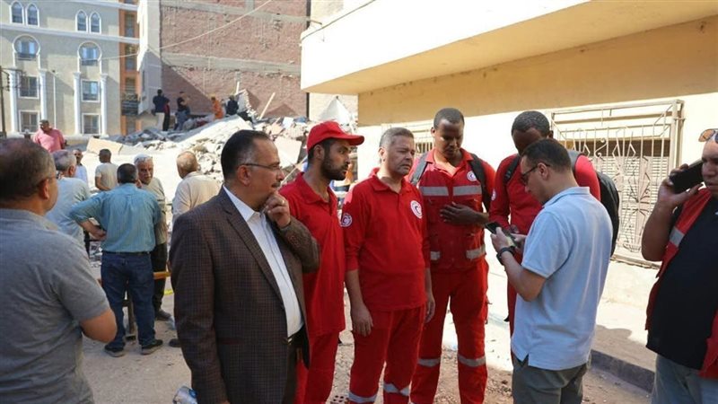  انهيار عقار عزبة