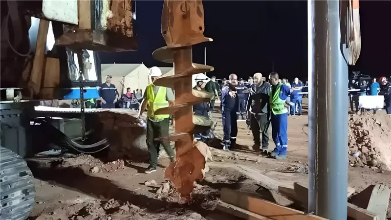 عمليات إنقاذ الطفل