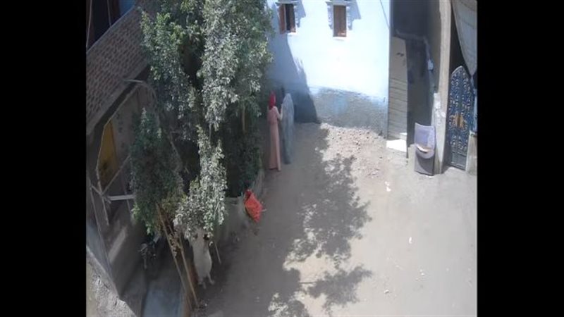 خلافات الجيرة تطورت