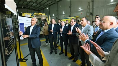 باستثمارات 16 مليون دولار، مدبولي يفتتح مصنعي «تكنوفيجن» لسيارات الإسعاف وأجهزة الأسنان 