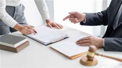حقك محفوظ بالقانون، 5 حالات يحصل فيها الموظف على إجازة بأجر كامل