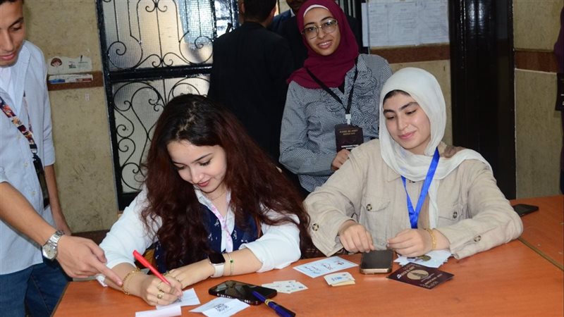 استقبال الطلاب الجدد