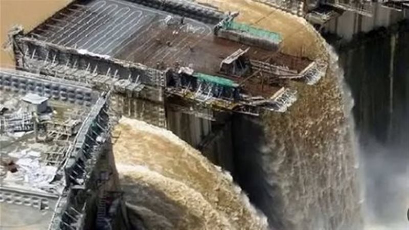 ارتفاع مناسيب النهر