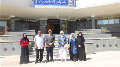 نائب رئيس جامعة قنا يتفقد جاهزية المدن الجامعية لاستقبال الطلاب بالعام الدراسي الجديد