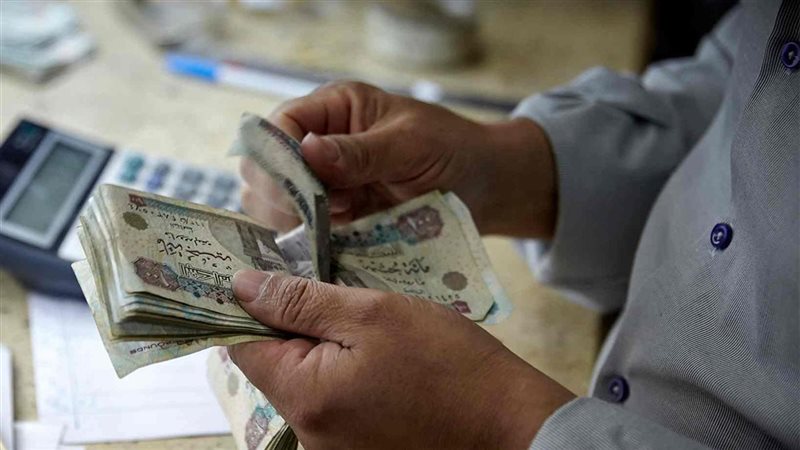 من تجارة العملة إلى