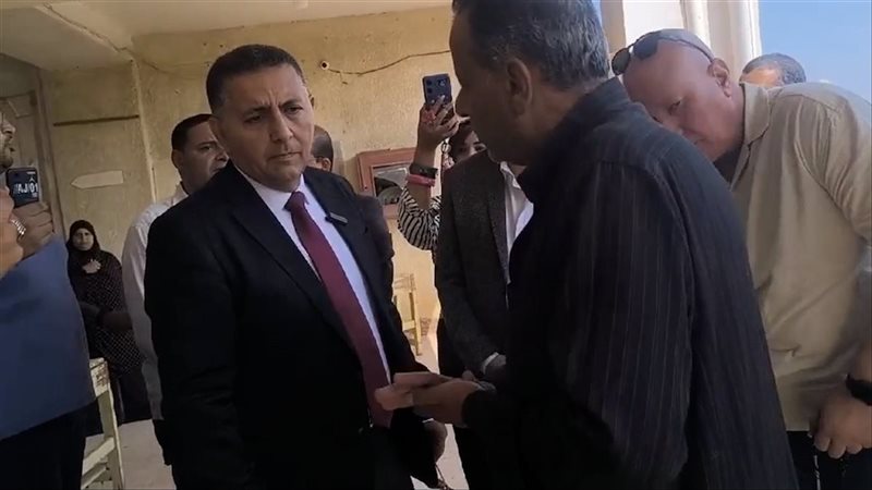 محافظ القليوبية خلال