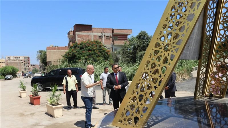 محافظ القليوبية خلال