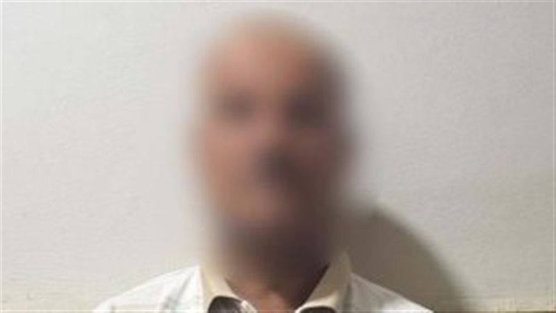 اعتداء أب على ابنته