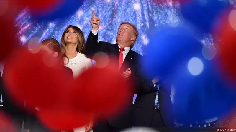 الرئيس الأمريكي دونالد