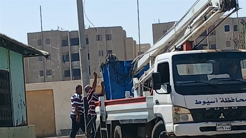 صيانة الإنارة بمحافظة