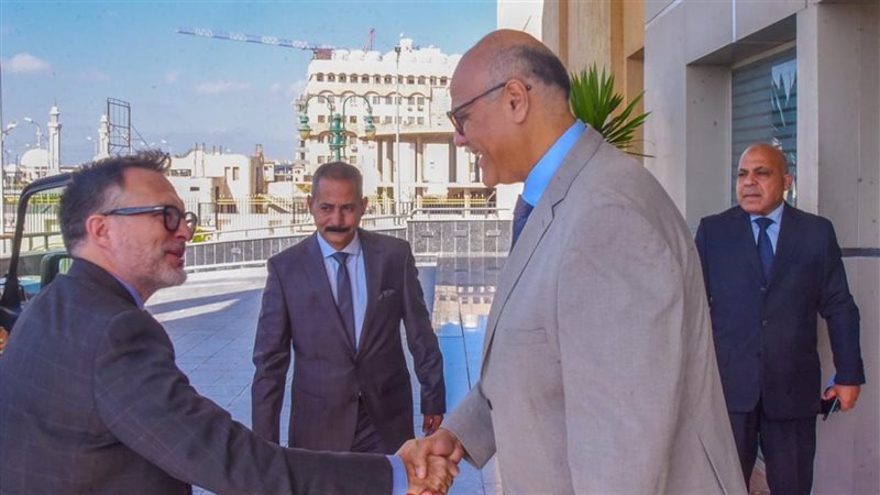 محافظ الإسكندرية