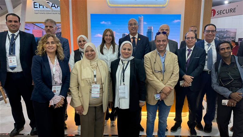 مطار القاهرة 
