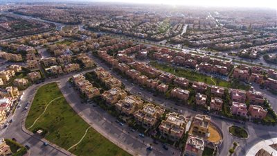 بعد إلغاء أكبر معرض للعقارات، خبير اقتصادي يكشف سر الزلزال العقاري في مصر