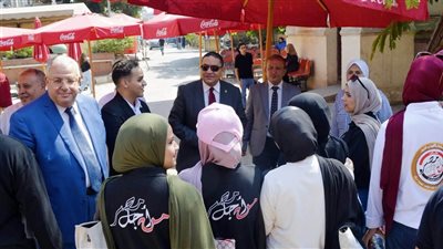 كلية الطب البيطري بجامعة القاهرة تستقبل طلابها الجدد (صور)