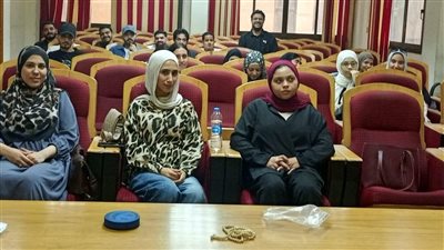 تكنولوجيا الأغذية يدرب طلاب جامعة 6 أكتوبر التكنولوجية على الممارسات التصنيعية الجيدة