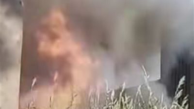 اندلاع حريق داخل مصنع للملابس بإمبابة والحماية المدنية تدفع بـ 5 سيارات إطفاء (صور)