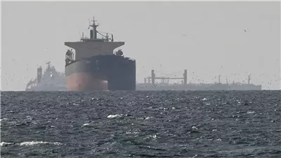 هيئة بحرية بريطانية: اصطدام ناقلة نفط بمقذوف مجهول في مضيق هرمز  