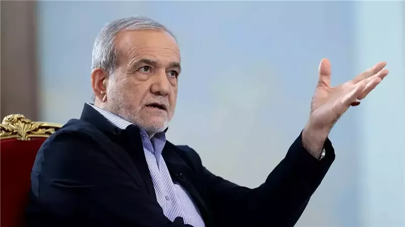 الرئيس الإيراني مسعود
