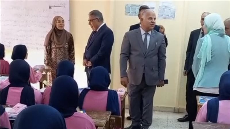محافظ الدقهلية بأحد