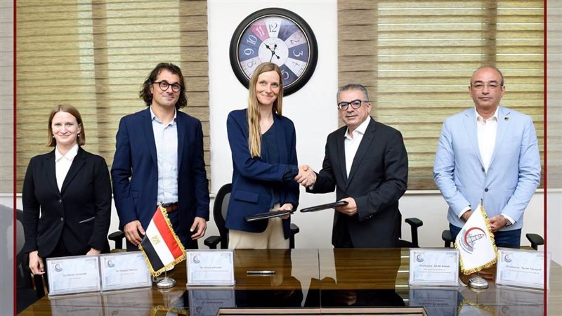 جامعة عين شمس 