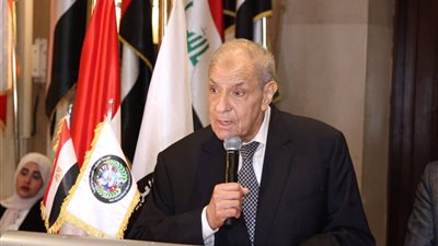 رئيس الوزراء السابق: استقلال القضاء ليس امتيازًا للقاضي بل ضمانة لحقوق المواطن 