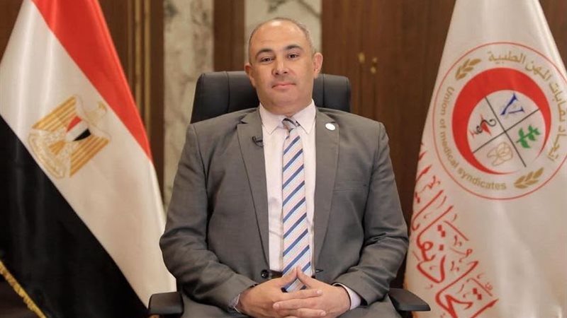 الدكتور الحسيني عوض،