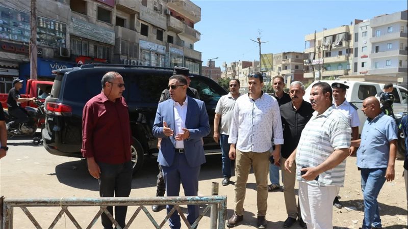 محافظ القليوبية خلال