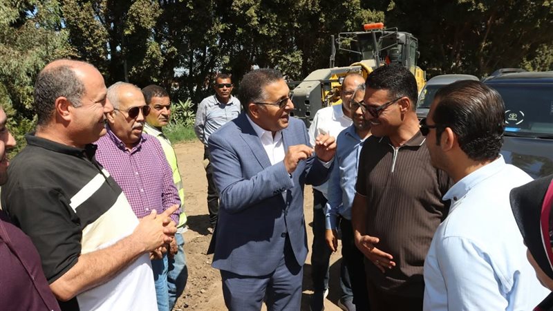 محافظ القليوبية خلال