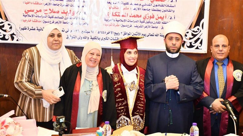 وزير الأوقاف يشهد
