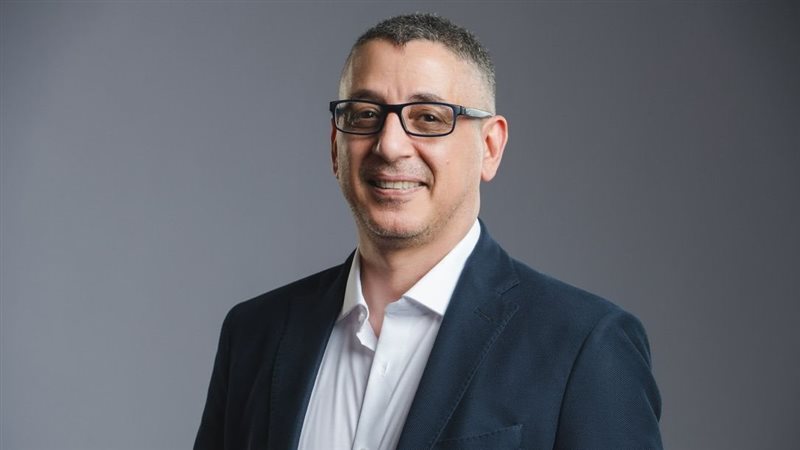  محمود غزال، فيتو