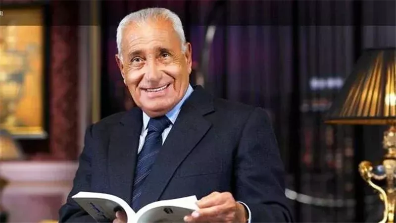 محمد حسنين هيكل 