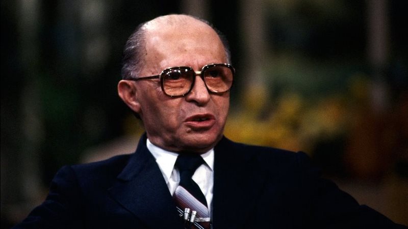 مناحم بيجن، فيتو
