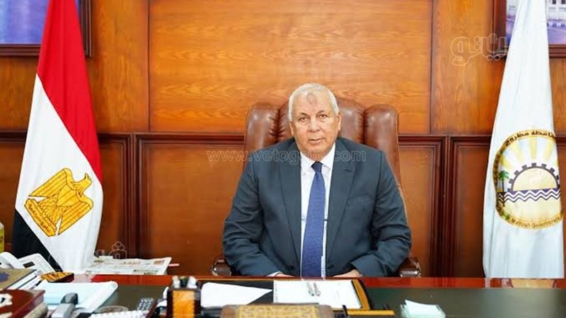 محافظ مطروح يهنئ