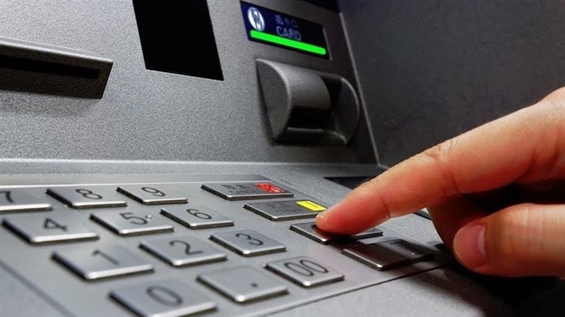 ماكينات الصرف، فيتو