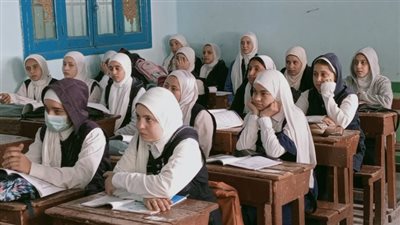 20 % للحضور بالإعدادية و60% بكالوريا، خبير تربوي: الطلاب مجبرون على الذهاب للمدارس 